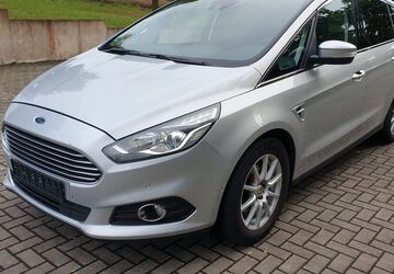 Ford S-Max 274.235 km 5.600 &euro; Chemnitz 09112