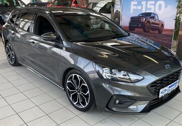 Ford Focus 90.644 km 15.550 &euro; Glauchau 08371