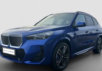 BMW iX1 2.251 km 47.955 &euro; Hilmersdorf 09429