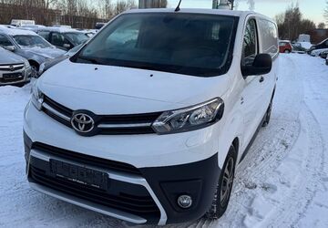 Toyota Proace (Verso) 35.644 km 17.499 &euro; Chemnitz 09114