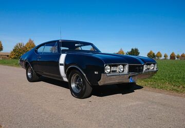 Oldsmobile Cutlass 40.320 km 48.500 &euro; Limbach-Oberfrohna 09212