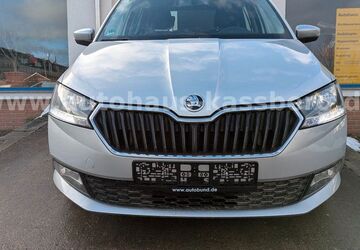Skoda Fabia 12.600 km 11.750 &euro; Chemnitz 09113