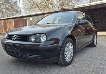 VW Golf 211.000 km 1.990 &euro; Frankenberg 09669