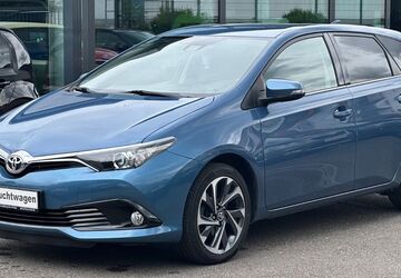 Toyota Auris 66.340 km 11.980 &euro; Annaberg-Buchholz 09456