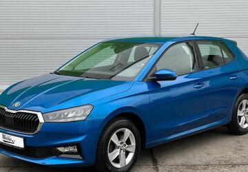 Skoda Fabia 18.374 km 17.950 &euro; Zwönitz / OT Dorfchemnitz 08297