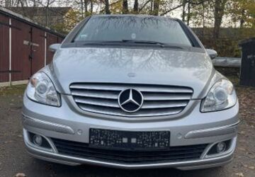 Mercedes-Benz B 180 191.827 km 2.399 &euro; Chemnitz 09120