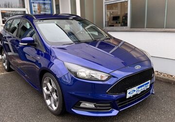 Ford Focus 79.681 km 16.980 &euro; Glauchau 08371