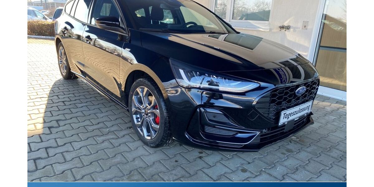 Ford Focus 12.000 km 24.890 &euro; Glauchau 08371