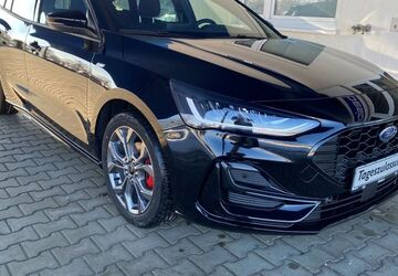 Ford Focus 9.500 km 25.490 &euro; Glauchau 08371