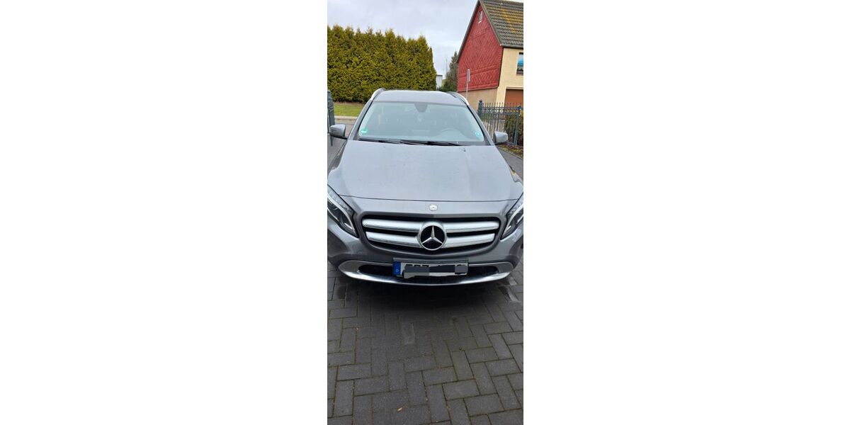 Mercedes-Benz GLA 200 80.000 km 18.700 &euro; Marienberg 09496