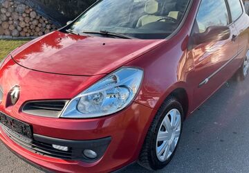 Renault Clio 134.100 km 1.999 &euro; Mittweida 09648