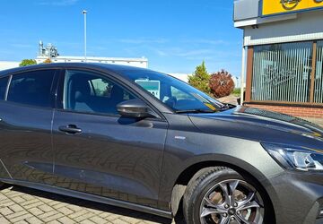 Ford Focus 66.900 km 12.990 &euro; Altmittweida 09648