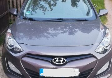 Hyundai i30 102.000 km 6.000 &euro; Penig 09322