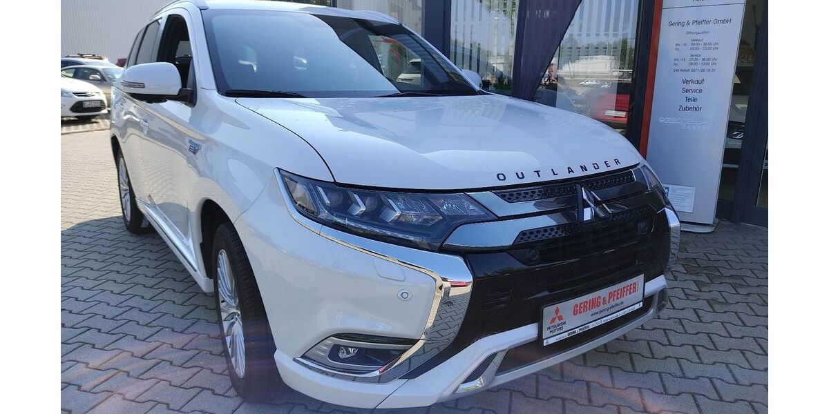 Mitsubishi Plug-in Hybrid Outlander 68.920 km 24.990 &euro; Chemnitz 09116