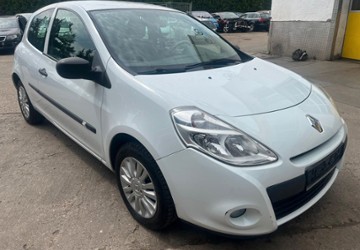 Renault Clio 105.106 km 2.700 &euro; Chemnitz 09125