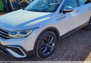 VW Tiguan Allspace 55.032 km 29.999 &euro; Chemnitz - Mittelbach 09224