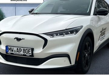 Ford Mustang Mach-E 11.000 km 38.490 &euro; Hartmannsdorf 09232