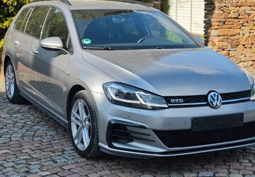 VW Golf 174.695 km 14.699 &euro; Siebenlehn Großschirma 09603