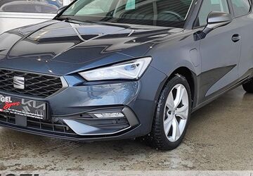 Seat Leon 49.860 km 19.469 &euro; Oberlungwitz 09353