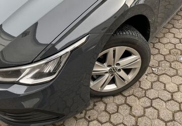 VW Golf 88.000 km 18.900 &euro; Kurort Hartha 01737