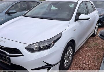 Kia ceed / Ceed 43.130 km 15.899 &euro; Oberlungwitz 09353