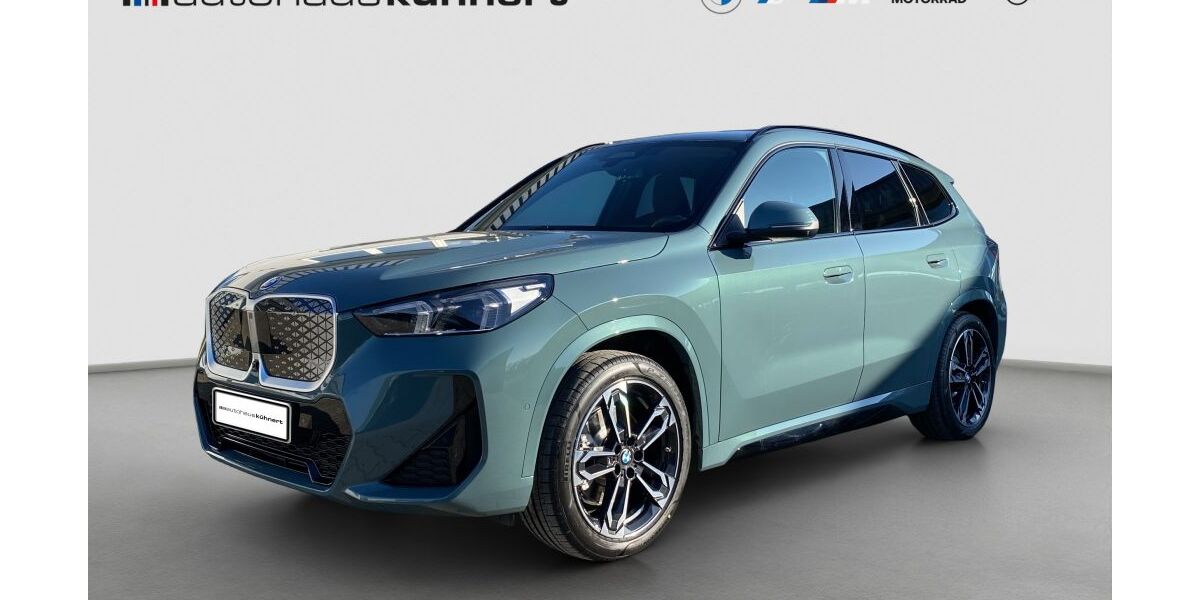 BMW iX1 2.881 km 52.995 &euro; Hilmersdorf 09429