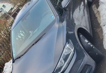 VW Touran 147.000 km 11.499 &euro; Drebach 09430