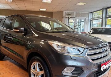 Ford Kuga 62.440 km 11.900 &euro; Chemnitz 09114