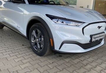 Ford Mustang Mach-E 33.500 km 32.490 &euro; Glauchau 08371