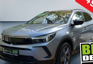 Opel Grandland (X) 33.118 km 23.701 &euro; Chemnitz 09113