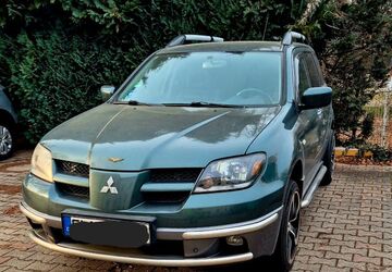 Mitsubishi Outlander 183.000 km 3.000 &euro; Chemnitz 09112