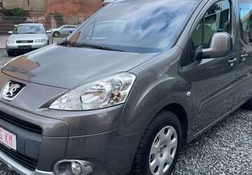 Peugeot Partner 48.000 km 5.300 &euro; Chemnitz 09114
