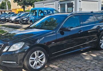 Mercedes-Benz E 250 281.800 km 6.000 &euro; Chemnitz 09120