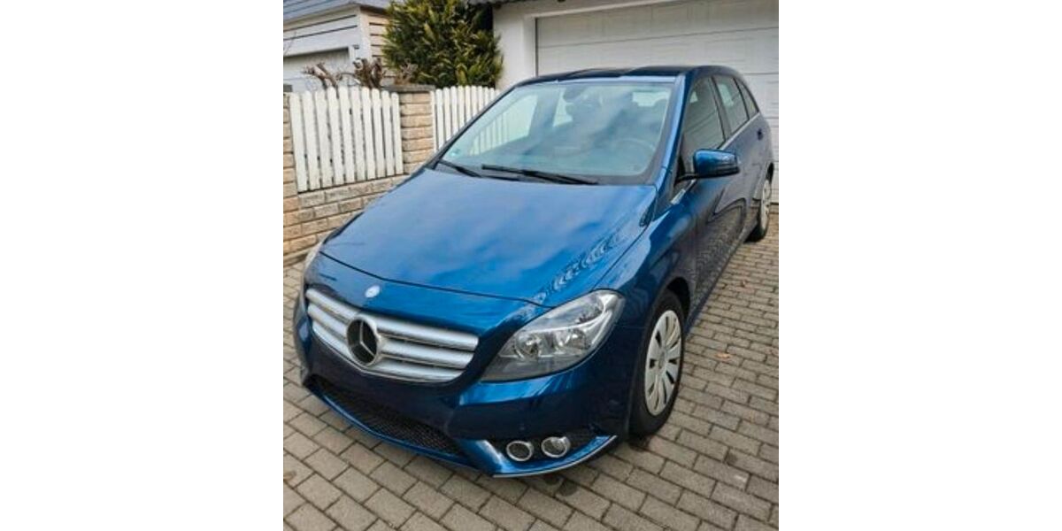 Mercedes-Benz B 180 275.200 km 4.444 &euro; Lugau 09385