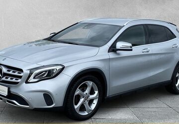 Mercedes-Benz GLA 180 56.391 km 23.490 &euro; Marienberg 09496