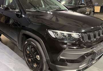 Jeep Compass 27.930 km 25.500 &euro; Chemnitz 09130