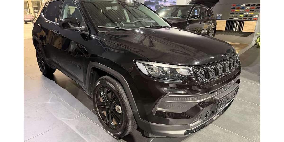 Jeep Compass 27.930 km 25.500 &euro; Chemnitz 09130