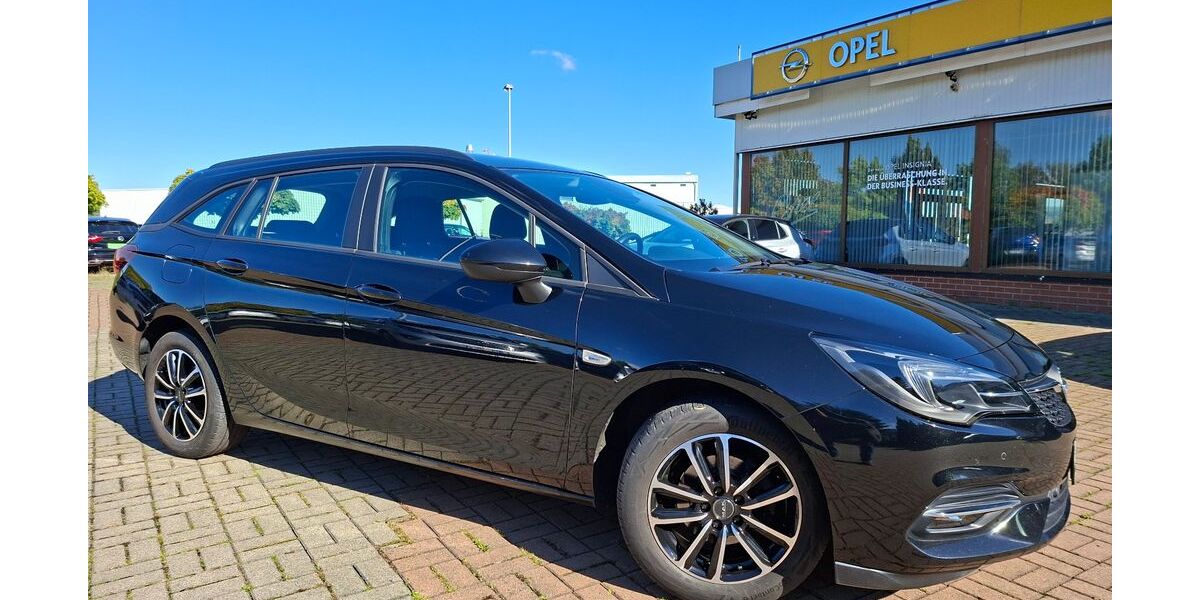 Opel Astra 71.800 km 14.390 &euro; Altmittweida 09648
