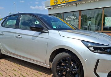 Opel Corsa 6.000 km 17.390 &euro; Altmittweida 09648