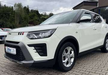 SsangYong Tivoli 9.800 km 15.995 &euro; Thalheim 09380