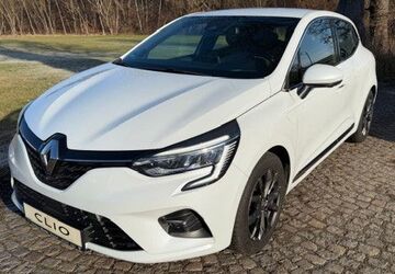 Renault Clio 55.760 km 15.678 &euro; Gersdorf 09355