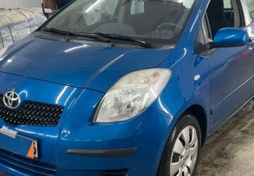 Toyota Yaris 119.000 km 6.500 &euro; Chemnitz OT Wittgensdorf 09228