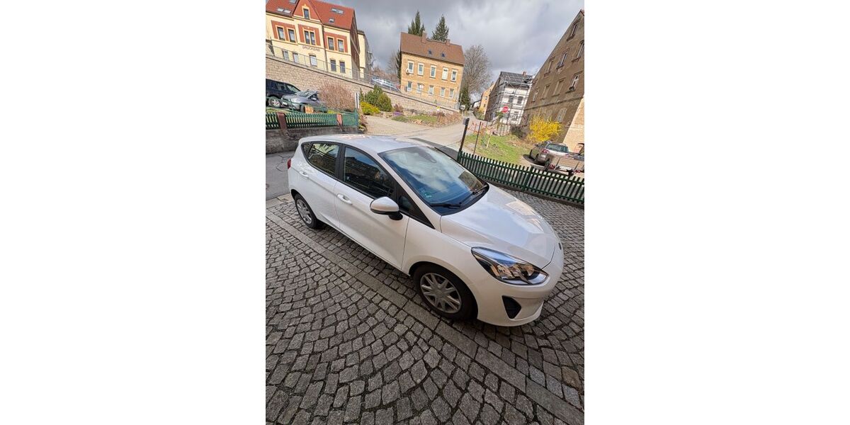 Ford Fiesta 64.000 km 10.300 &euro; Grünhainichen 09579