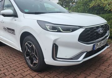 Ford Kuga 22.500 km 35.990 &euro; Glauchau 08371