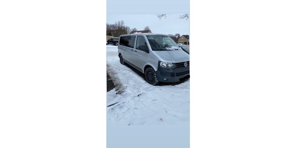 VW T5 Caravelle 243.000 km 13.700 &euro; Lichtenstein 09350