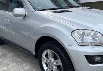 Mercedes-Benz ML 280 115.030 km 16.000 &euro; Chemnitz 09111