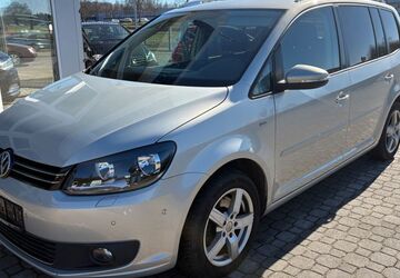 VW Touran 212.128 km 7.990 &euro; Rossau 09661